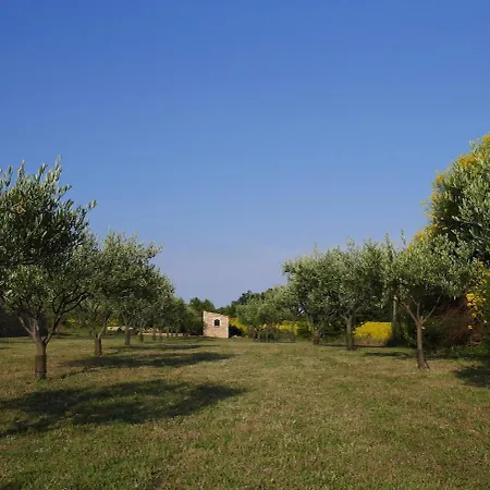 De Foussargues 4 To 16 People Casa vacanze *